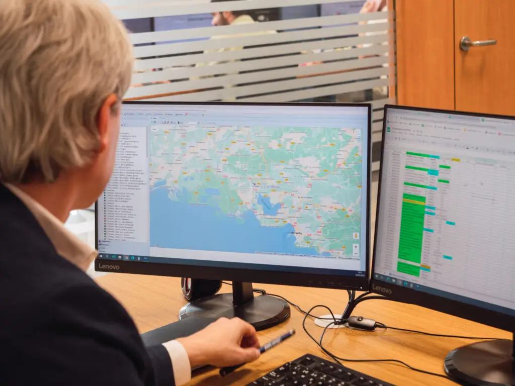 CMR digital și control documentar